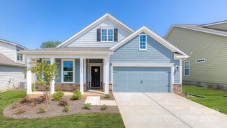 134 Silverthorne Ct, Hendersonville, NC 28792