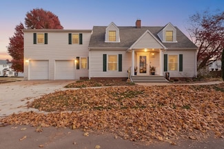 1408 Avenue D, Sterling, IL 61081