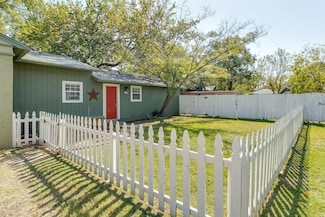 424 E Worth St Unit 422-24, Grapevine, TX 76051