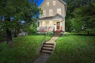 51 Columbus Ave, Southbridge, MA 01550
