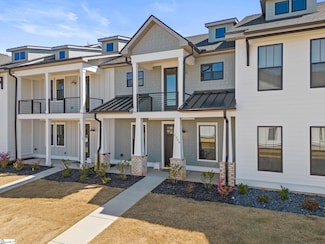 1208 N Pinot Rd, Duncan, SC 29334