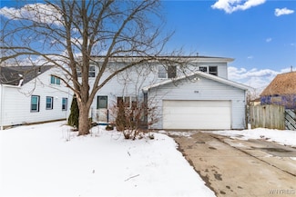 206 Hillcrest Dr, Amherst, NY 14226