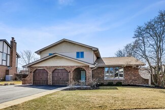 8509 Hollywood Dr, Orland Park, IL 60462