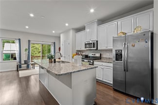 7905 Wistar Woods Ct, Henrico, VA 23228