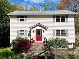 15 Old County Rd, Holland, MA 01521