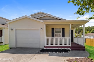 10556 Lone Star Way, Knoxville, TN 37932