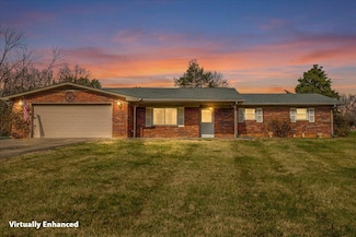 2212 Warren Dr, Morristown, TN 37814