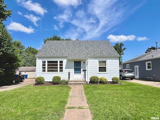 1130 53rd St, Moline, IL 61265