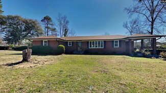 711 Hampton Dr, Orangeburg, SC 29118