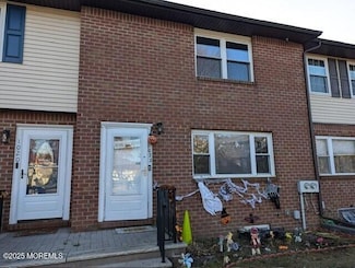 1022 Tammy Ct, Brick, NJ 08724