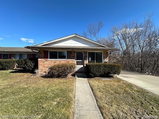4075 Hazel Ave, Lincoln Park, MI 48146