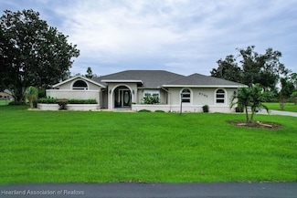 4702 Duffer Loop, Sebring, FL 33872