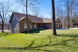 21942 Mill Creek Cir, Shell Knob, MO 65747
