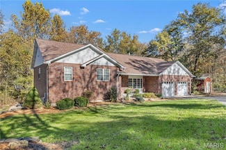 16 York Ln, Villa Ridge, MO 63089