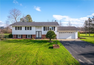 7448 Seifert Rd, Rome, NY 13440