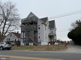 325 N Broad St, Penns Grove, NJ 08069
