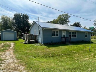 3172 Quarry Rd, Marshalltown, IA 50158