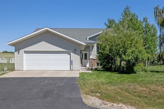 3161 Holmberg Dr, Helena, MT 59602