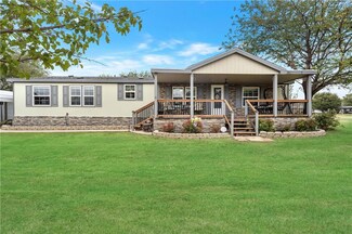 504 Willis St, Granite, OK 73547