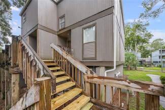 713 SW 75th St Unit 201, Gainesville, FL 32607