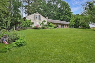 100 Ridgebrook Rd, Torrington, CT 06790