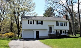 236 Davis St, Northborough, MA 01532