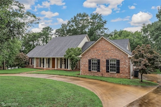 1078 Waters Edge Cir, Shreveport, LA 71106
