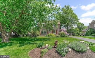 106 Barley Mill Rd, Wallingford, PA 19086