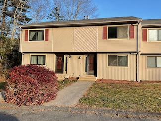 28 Southbridge Rd Unit 402, Charlton, MA 01507