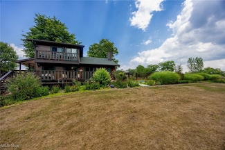 55901 Deep Run Rd, Martins Ferry, OH 43935