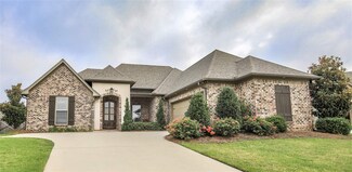 124 Grace Dr, Flowood, MS 39232