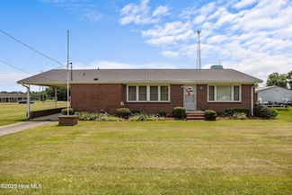 2705 John Green Smith Rd, Deep Run, NC 28525