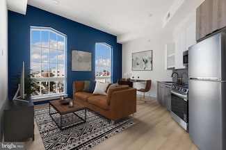 689 N Broad St Unit 303, Philadelphia, PA 19123