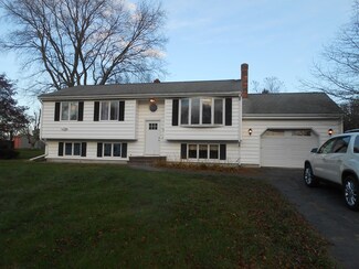 30 Quequechan Rd, Taunton, MA 02780