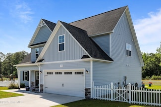101 Easton Dr, Richlands, NC 28574