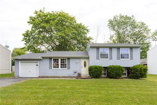 75 Burning Brush Dr, Rochester, NY 14606