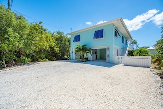 27138 Dolphin Rd, Summerland Key, FL 33042
