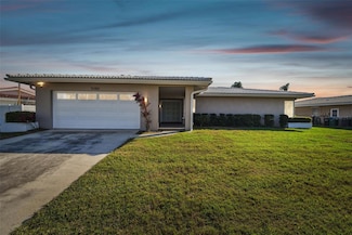 14834 Crown Dr, Largo, FL 33774
