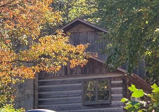 489 Elk Fork Rd, Hazard, KY 41701