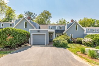 4 Farmer Rd, Milton, MA 02186