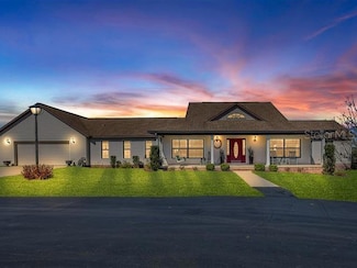 22201 Croom Rd, Brooksville, FL 34601