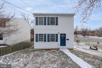 743 Monroe St, Harrisburg, PA 17113