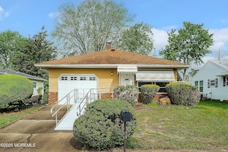 17 Palmetto Point St, Toms River, NJ 08757