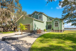 529 Tabatha Dr, Osteen, FL 32764