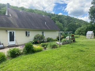 1233 Route 12 S, Northfield, VT 05663