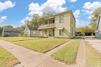 407 N Wilhite St, Cleburne, TX 76031