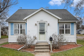 1821 E Cork St, Kalamazoo, MI 49001