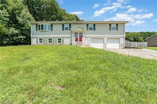 214 Whispering Creek Rd, King, NC 27021