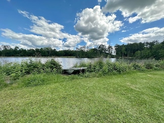 2303 S Duhon St, Orange, TX 77632
