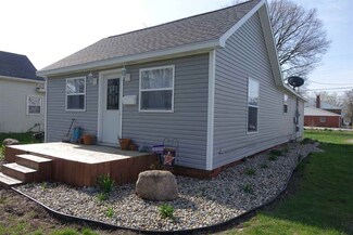 503 W 2nd St, North Manchester, IN 46962